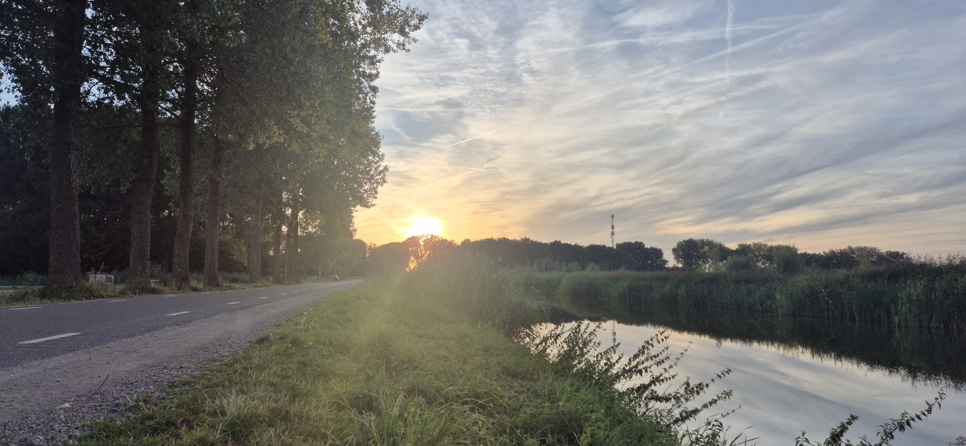 Avondje vissen aan de Linge